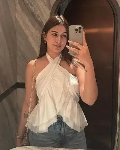 Escorts In West Nimar
