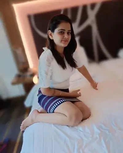 Escort Service In West Nimar